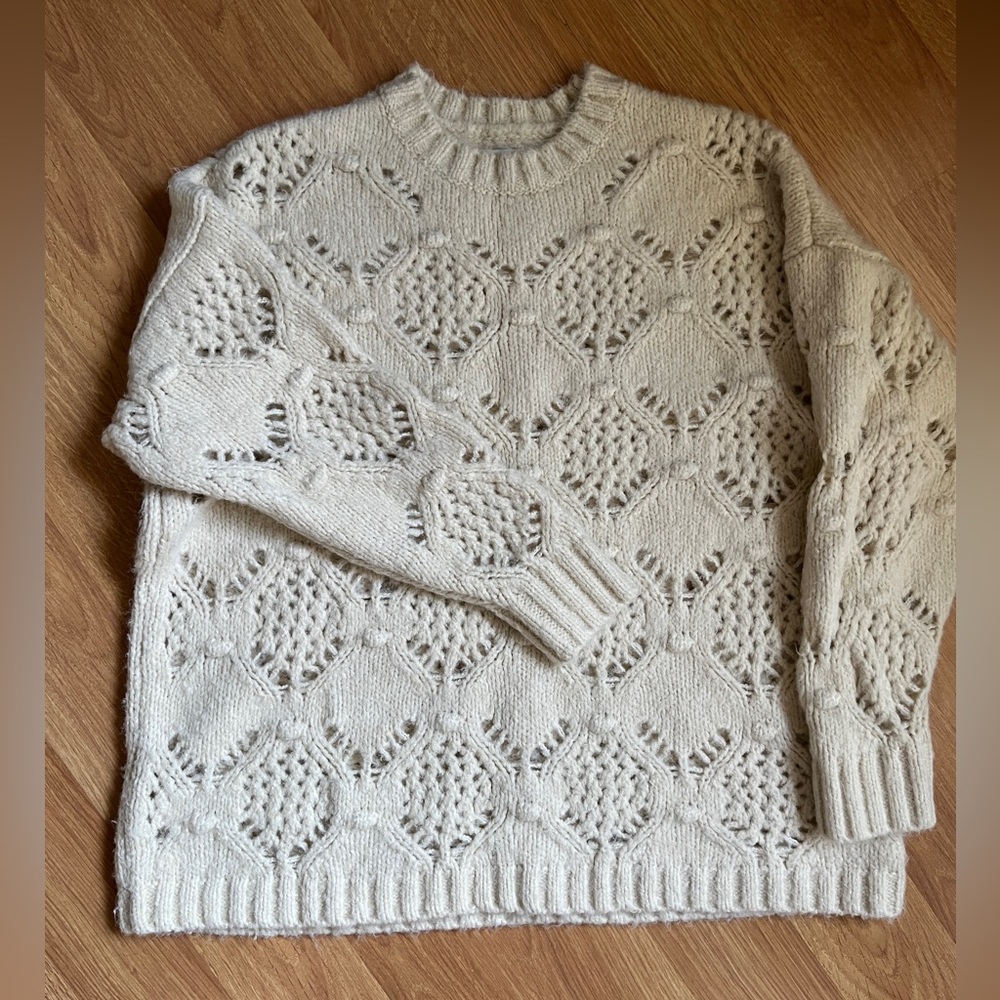 American Eagle Oversized Soft Cream wool Sweater